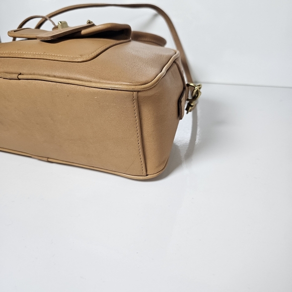 Coach Vintage Leather Penelope Satchel Tan/Beige 9768 Excellent Condition - Picture 9 of 11